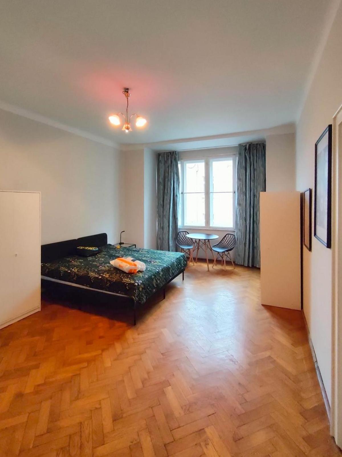 Retro Apartmentments Lobzowska Street 크라쿠프 외부 사진