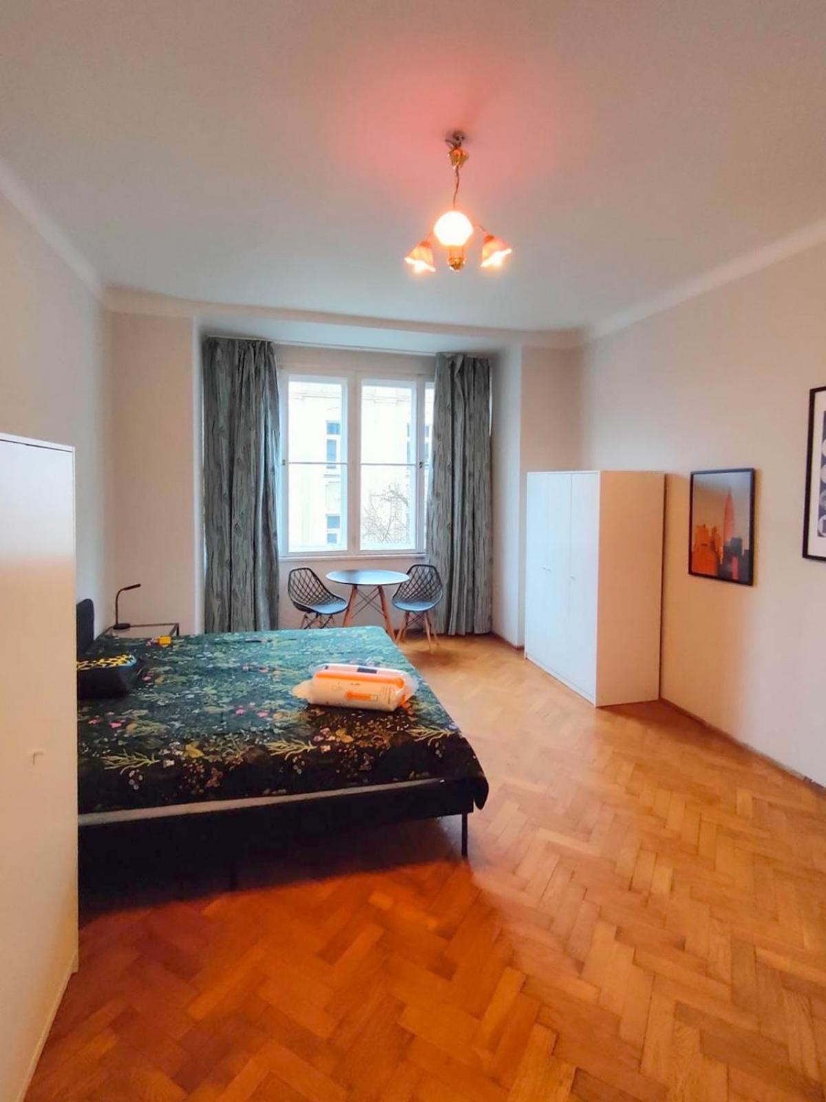 Retro Apartmentments Lobzowska Street 크라쿠프 외부 사진