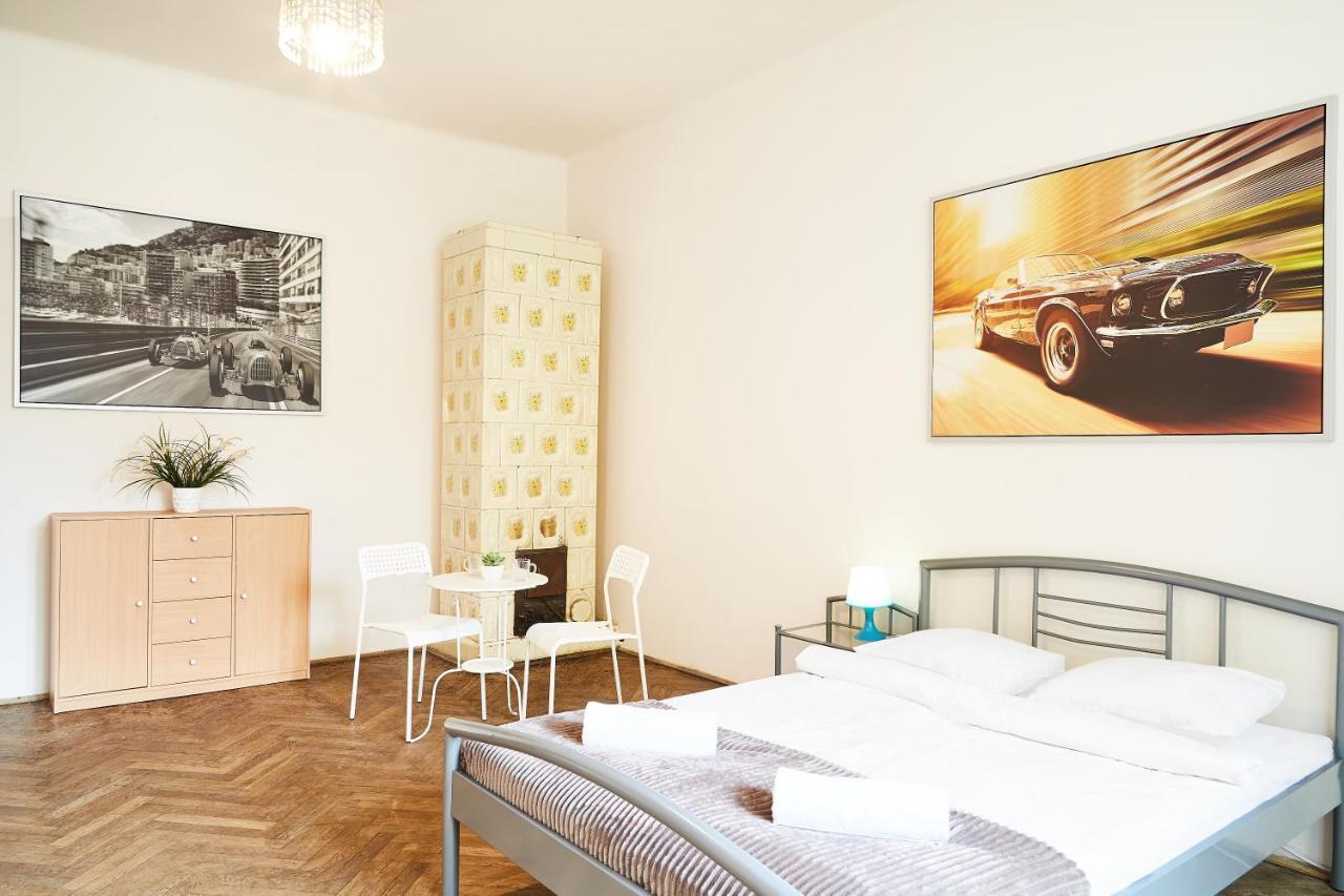 Retro Apartmentments Lobzowska Street 크라쿠프 외부 사진